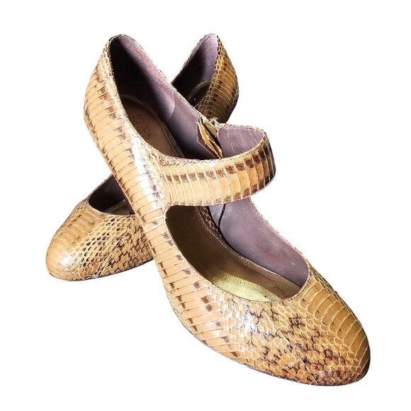 Saks Fifth Avenue Tan Snakeskin Leather Mary Jane shoes Gold Buckle size 9.5 - Picture 1 of 11